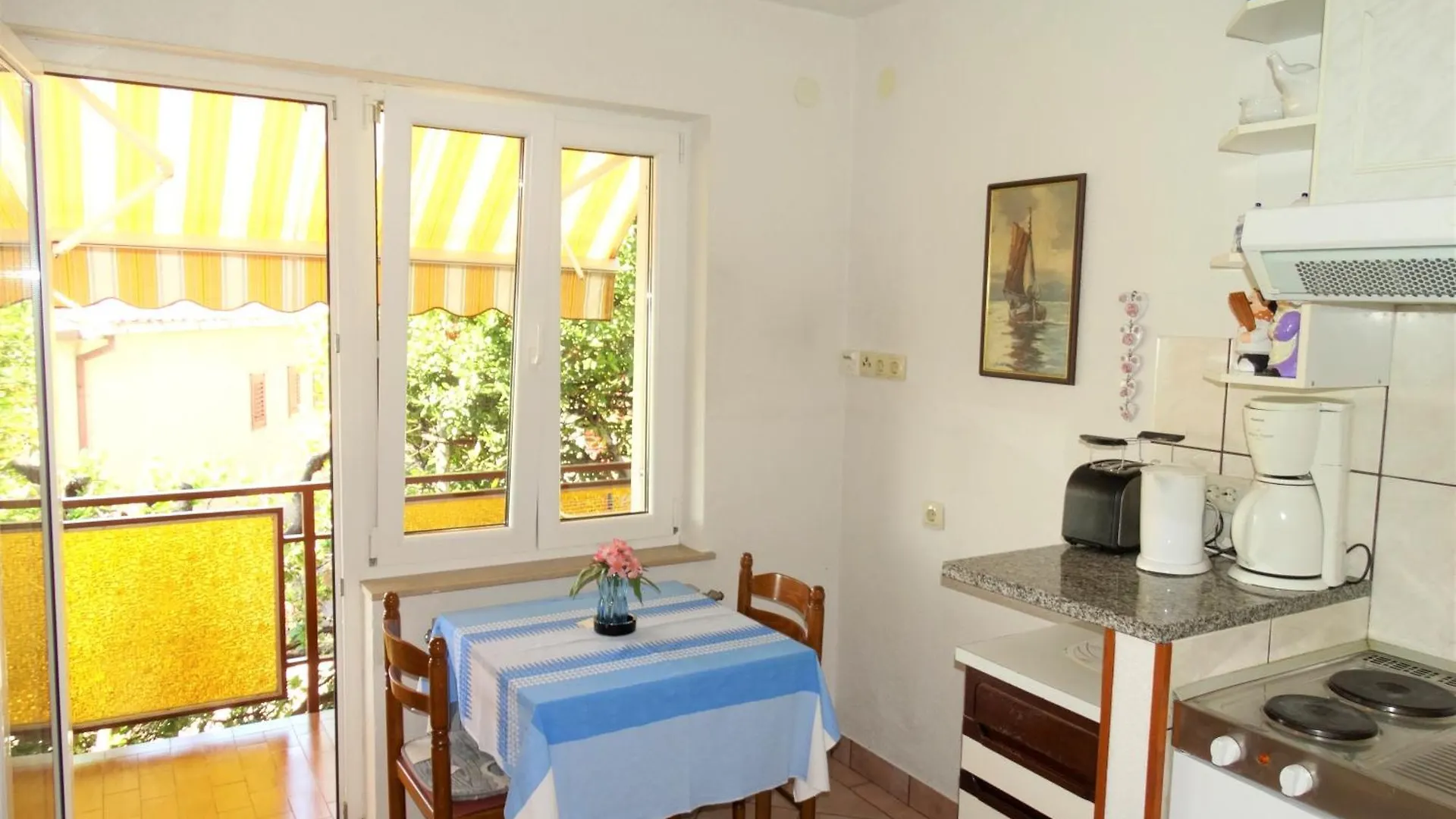 Apartmani Crikvenica 31062 - Vitomir Konukevi