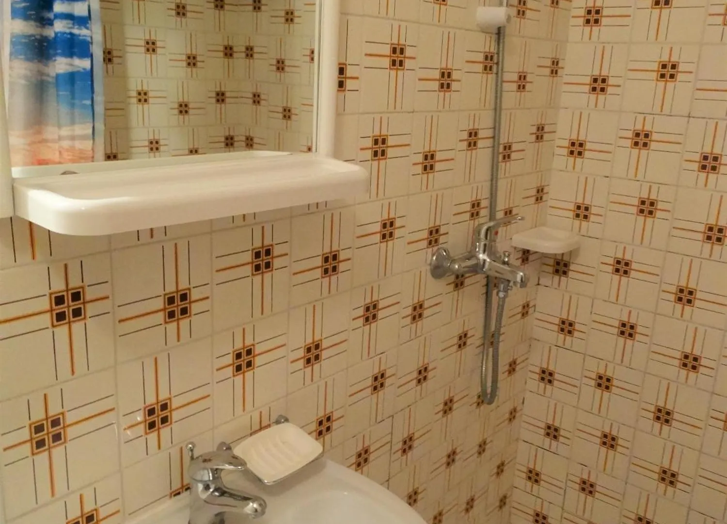 Apartmani Crikvenica 31062 - Vitomir 0*,