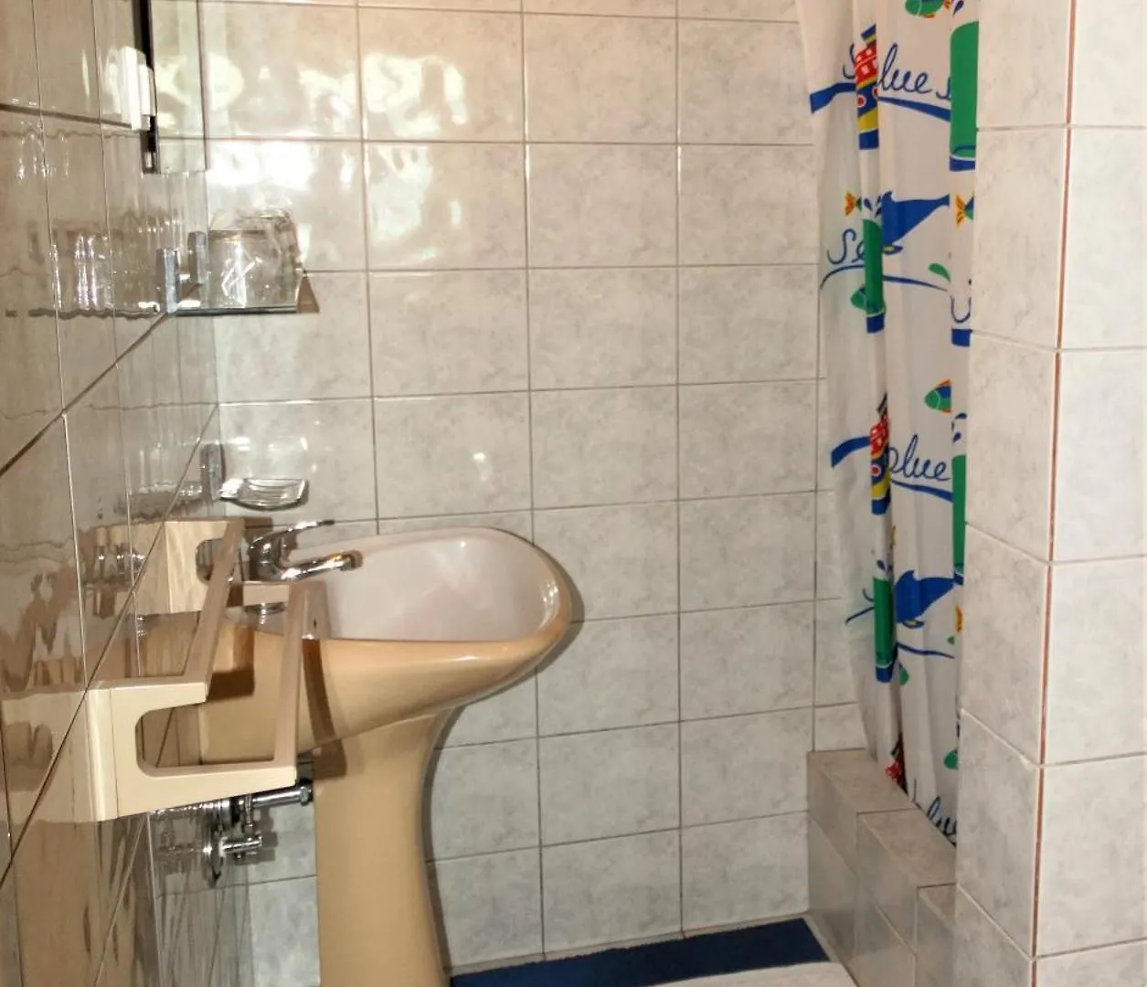 Apartmani Crikvenica 31062 - Vitomir 0*,  Hırvatistan